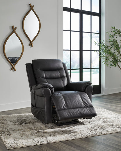 Ashley - Power Lift Recliner (Heat/Massage)