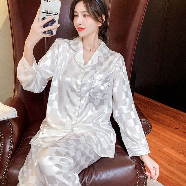 Women's Silk Pajamas - Spring Thin Long Sleeve Pants Two Piece Cardigan Lapel Loose Loungewear